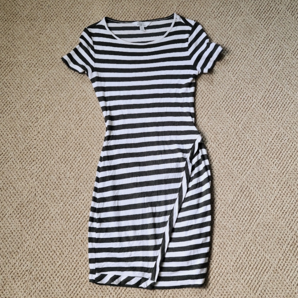 Market & Spruce Dress